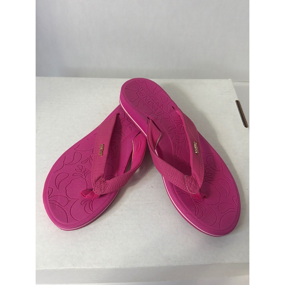 ONCAI Hot Pink Floral Embossed Thong Flip Flop Sandals Womens Size 8